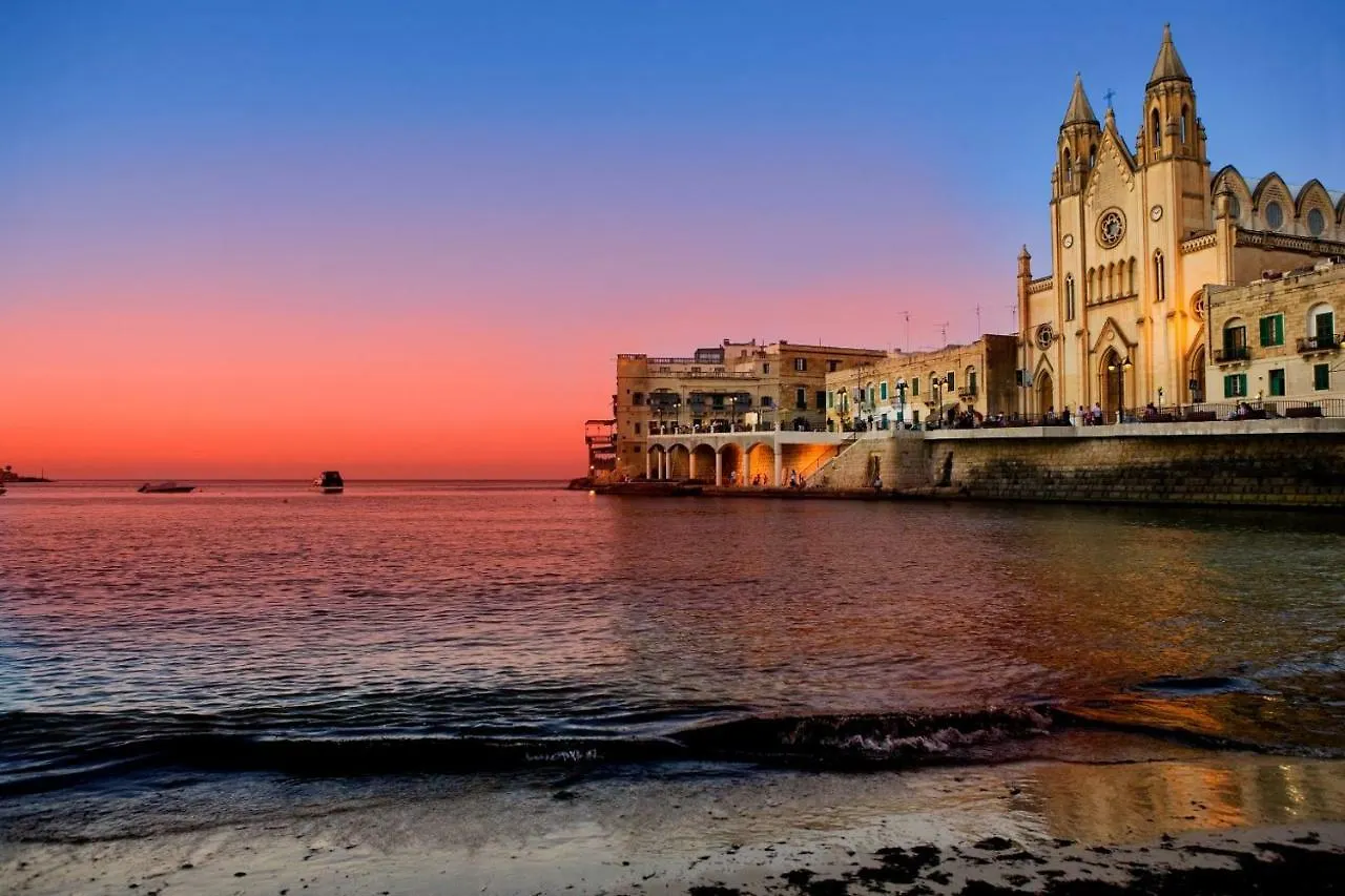 Splendid Apartment, Steps Away From The Sea Sliema 0*,