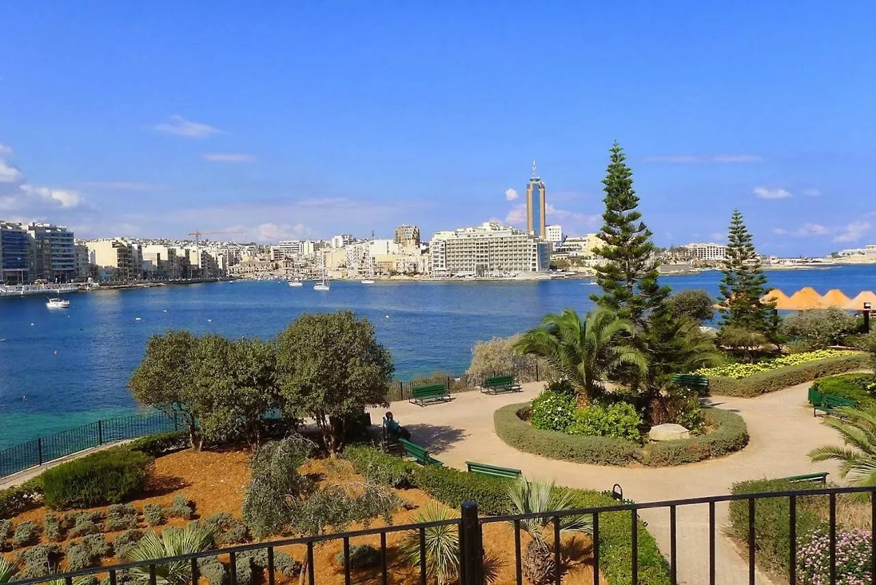 Splendid Apartment, Steps Away From The Sea Sliema 0*,  Malta